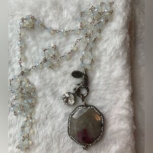 Victoria Lynn Large Natural Stone Crystal‎ Beads Necklace